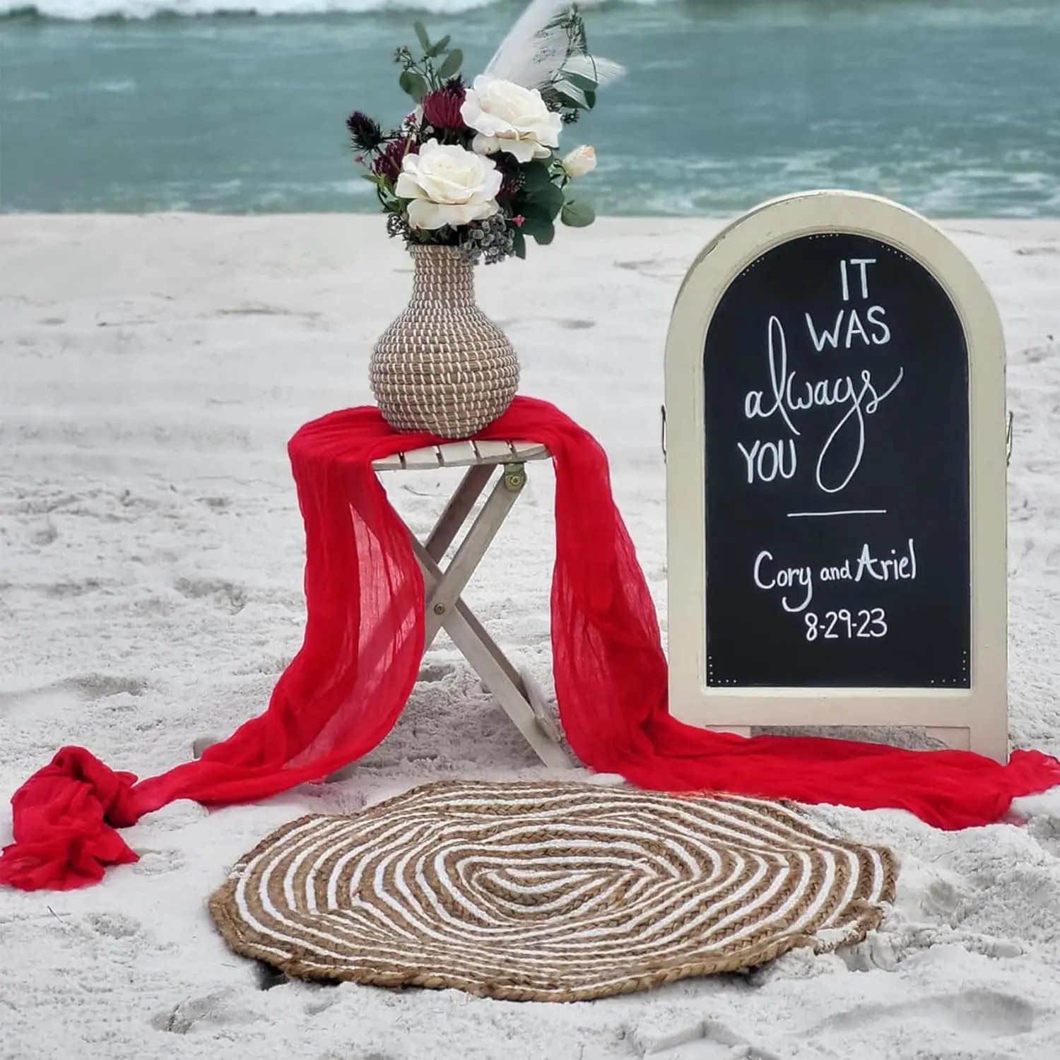 Valentine Red Long Table Runne – обзор и цена Christmas Table Runner